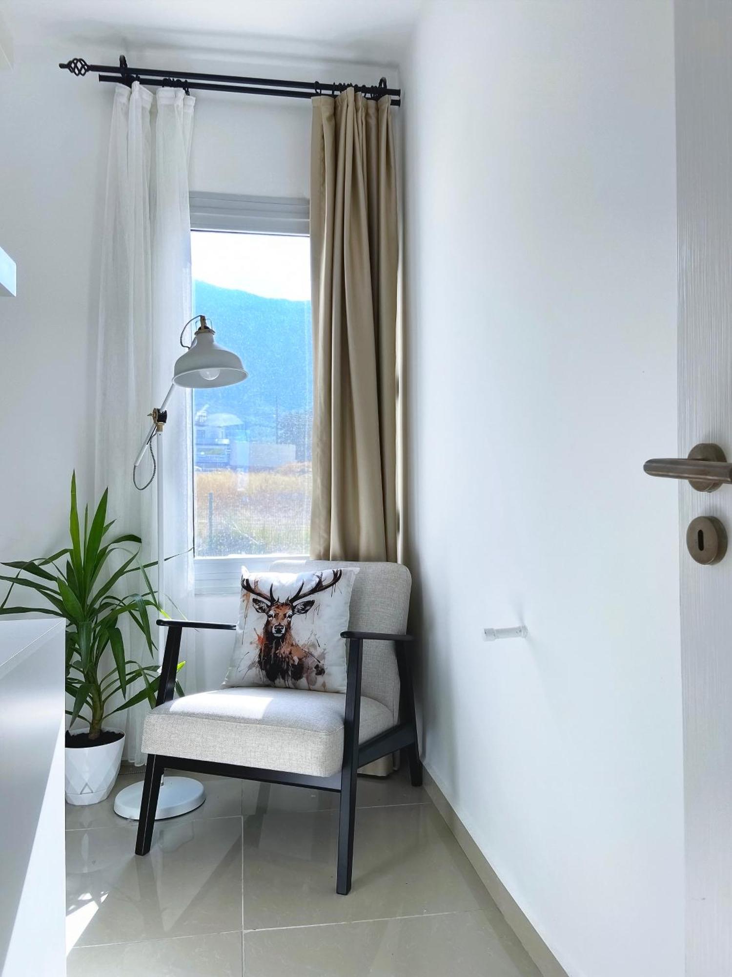 Spacious Three-Bedroom Apartment With Sea View A4 Lapta Extérieur photo