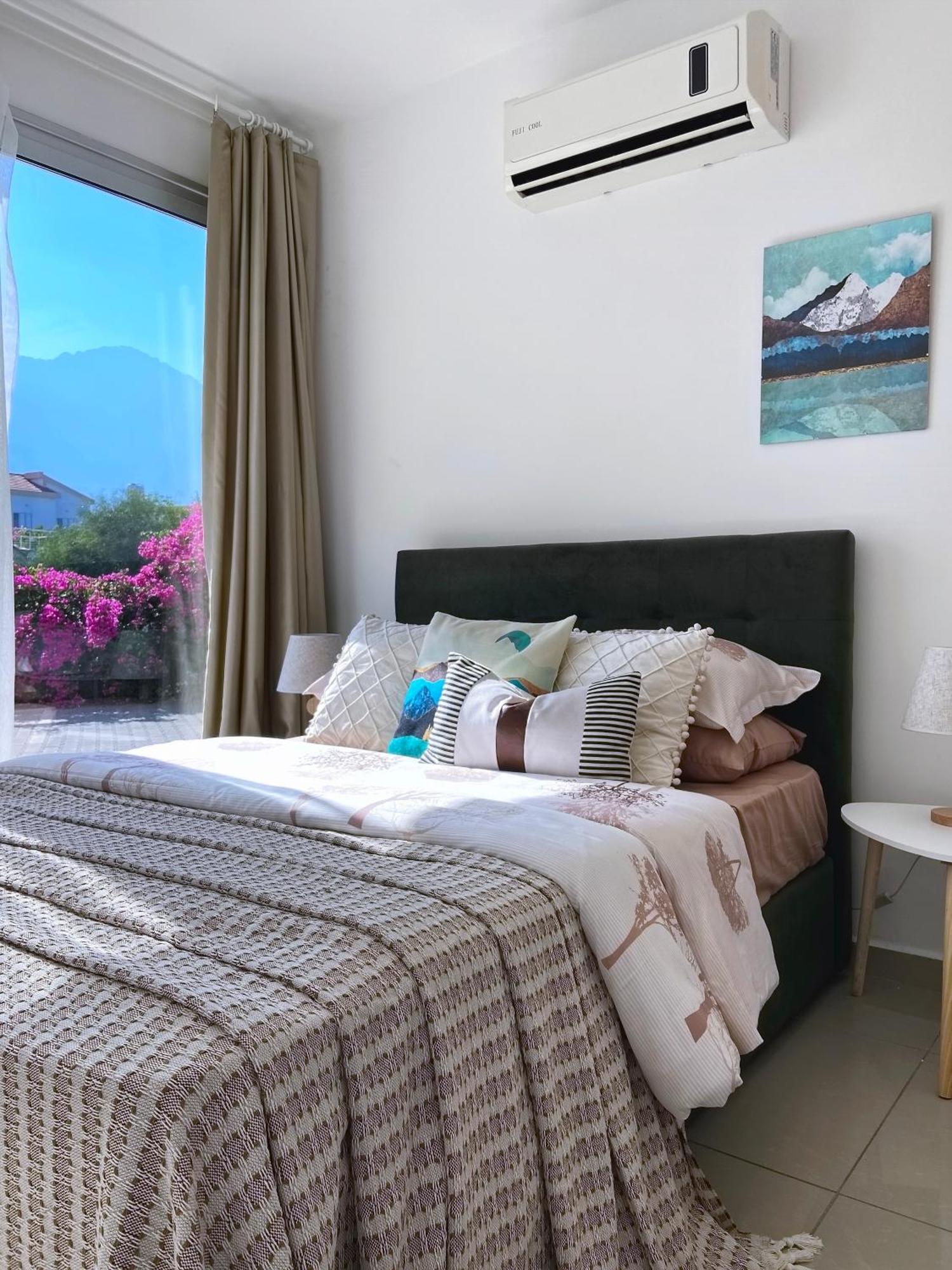 Spacious Three-Bedroom Apartment With Sea View A4 Lapta Extérieur photo